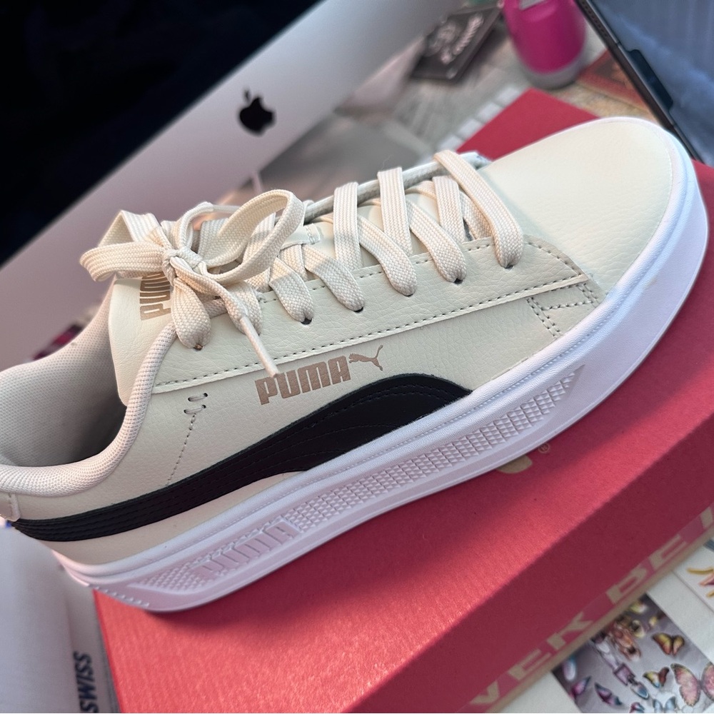 Puma Smash Platform v3 Women's Sneakers